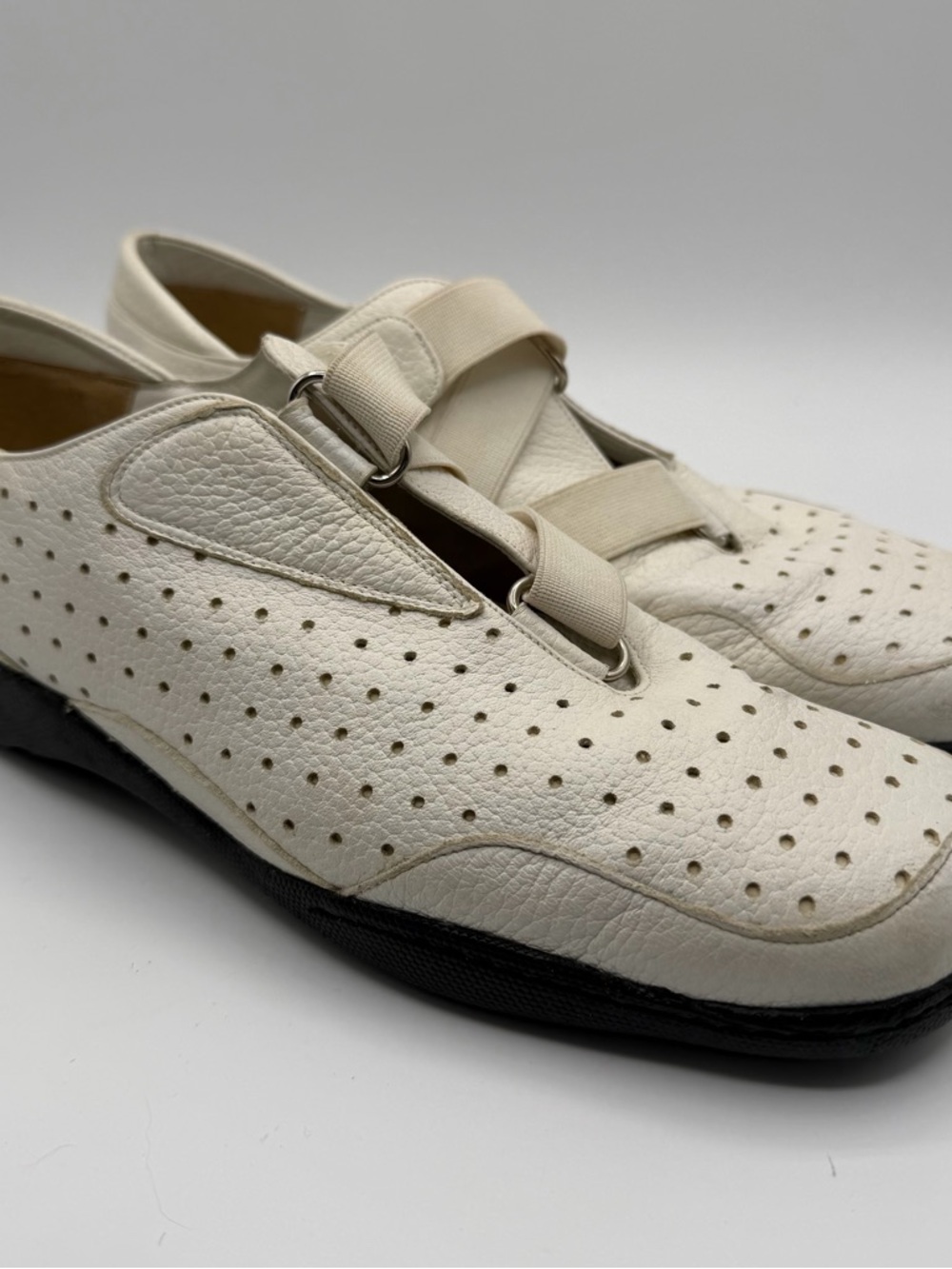 Stuart Weitzman White Leather Slip On Sneakers Women’s 8 Comfort Shoes